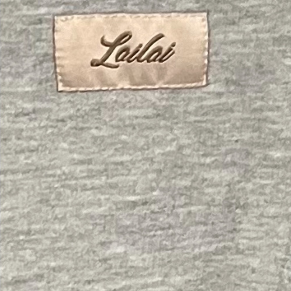 Lai Lai oversized gray sweatshirt size small - Picture 6 of 7